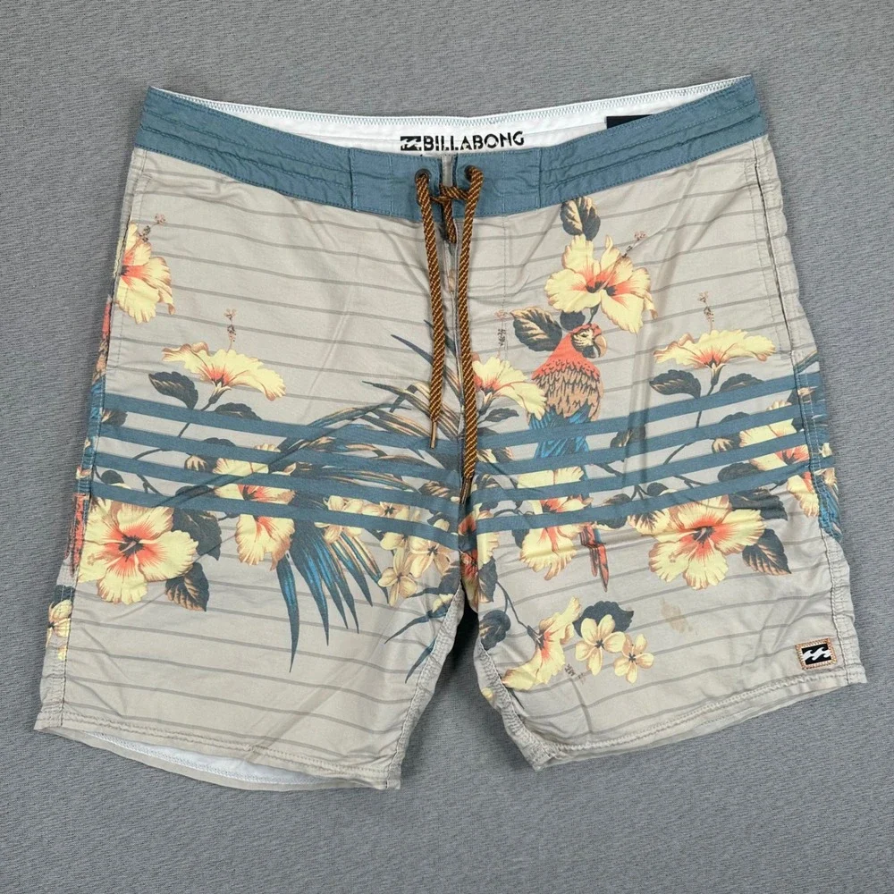 Billabong Lo Tides Spinner Board Shorts Mens 33 Beige Floral Parrot AOP Surf